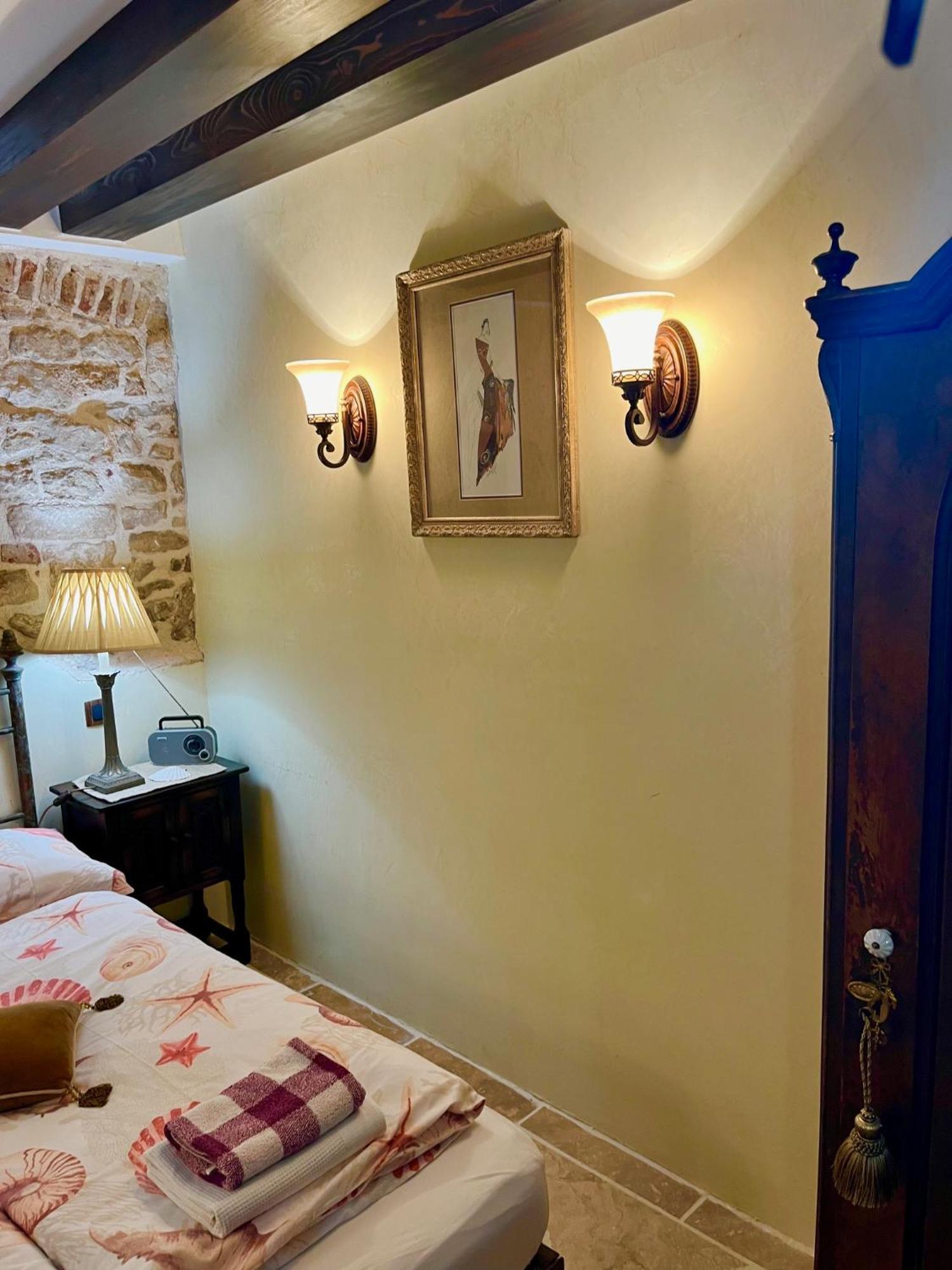 Apartment Venus Of The Palace - New Renovated Сплит Екстериор снимка