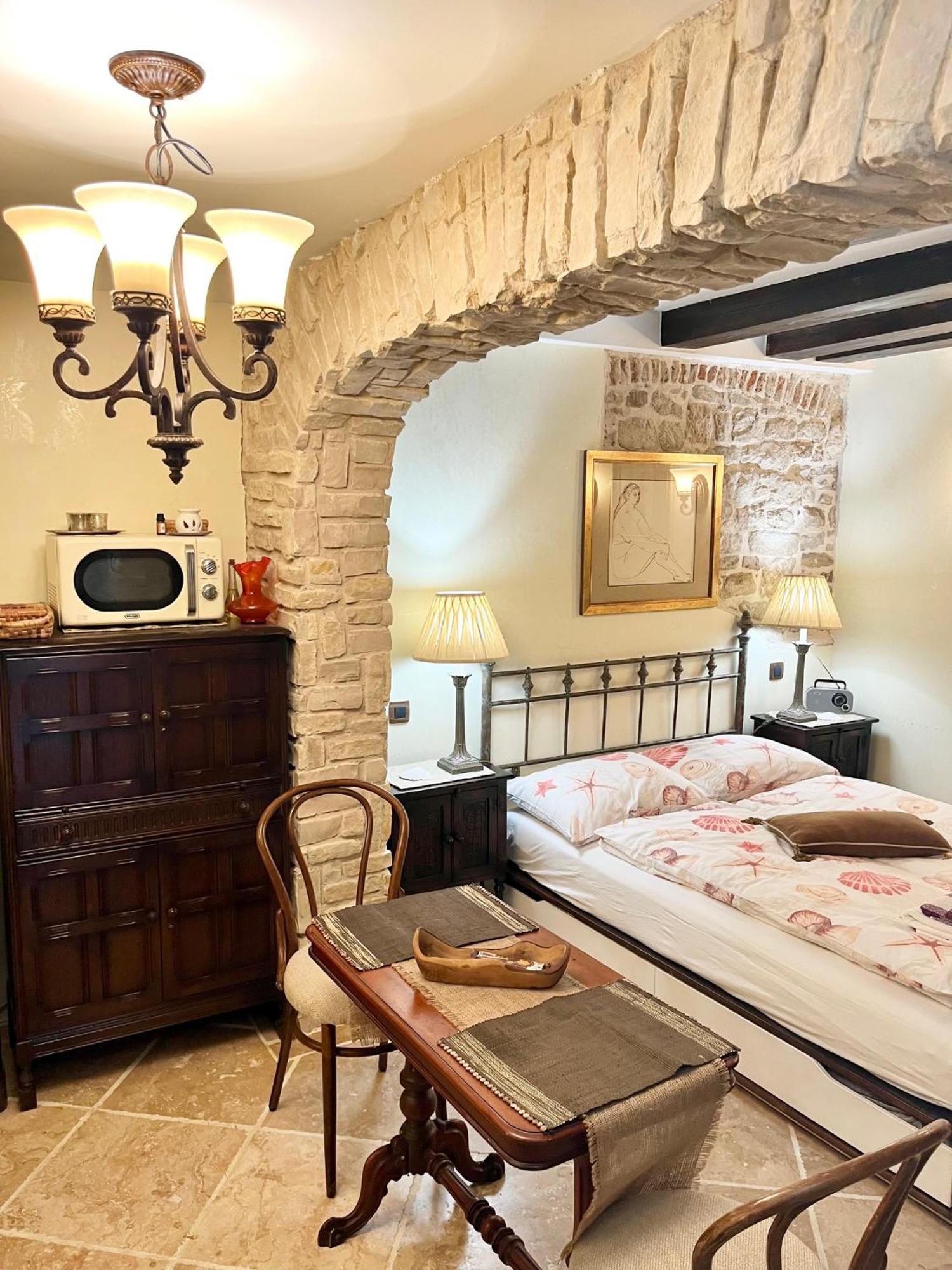 Apartment Venus Of The Palace - New Renovated Сплит Екстериор снимка